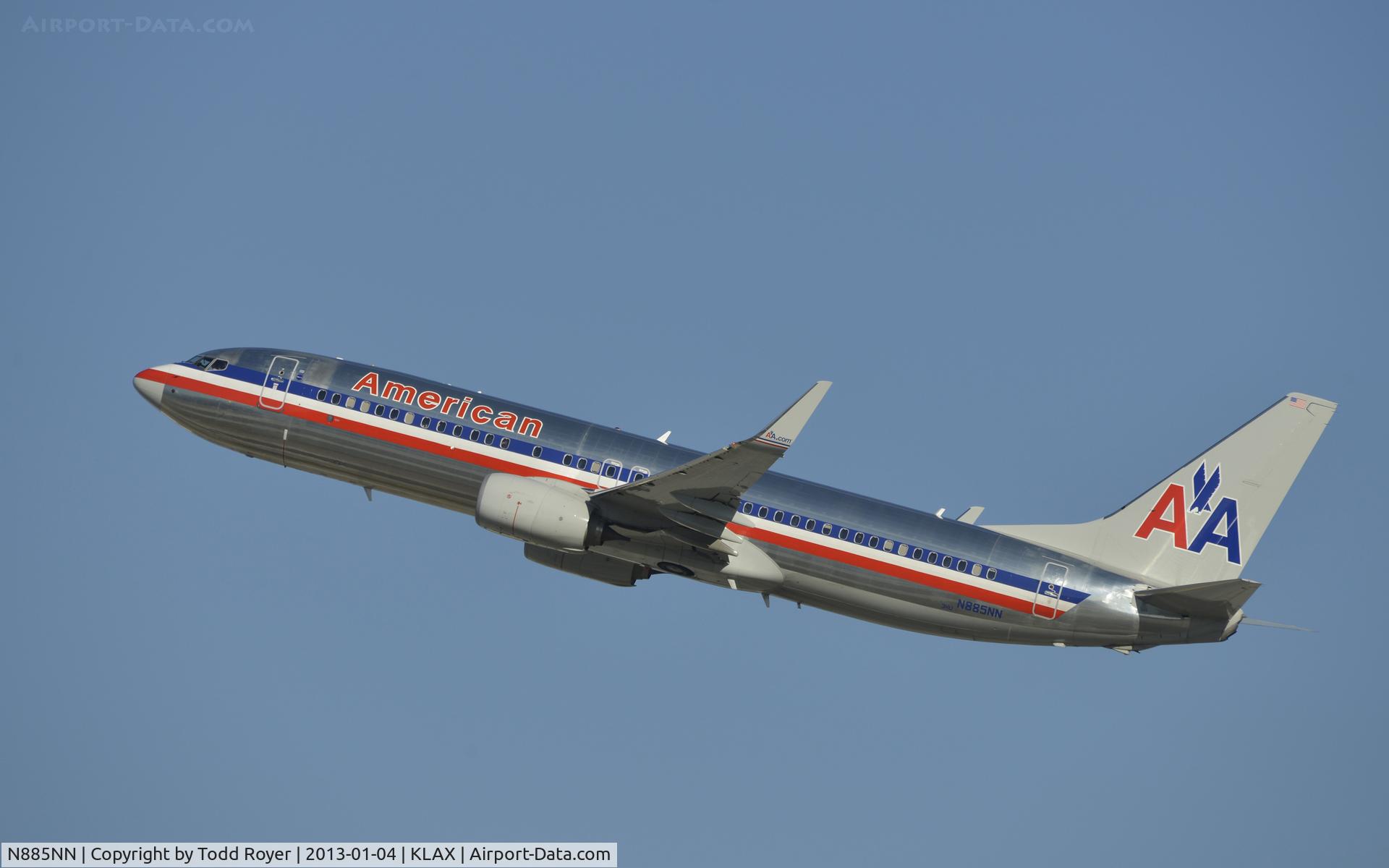 N885NN, Boeing 737-823 C/N 31139, Departing LAX