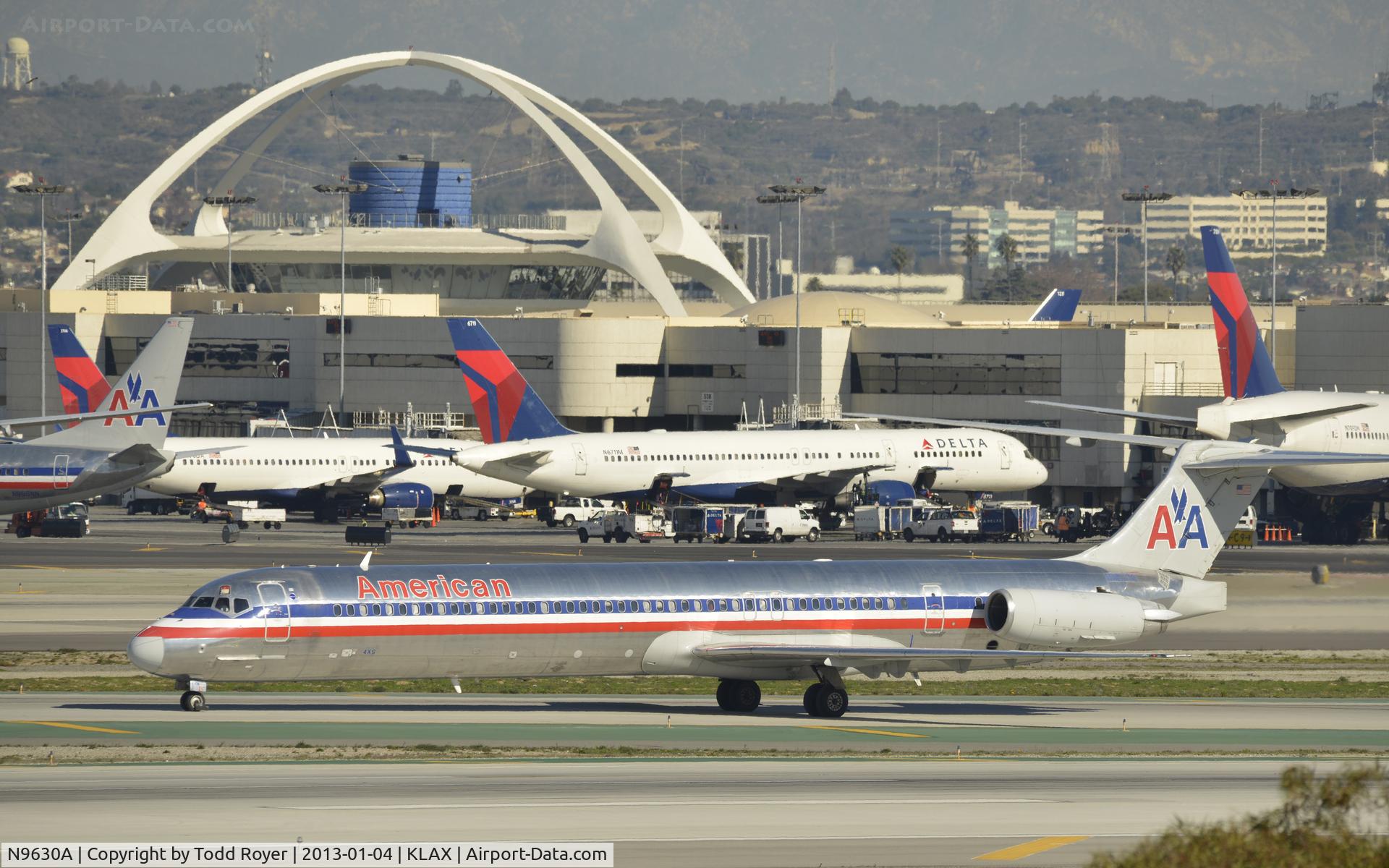 N9630A, 1997 McDonnell Douglas MD-83 (DC-9-83) C/N 53561, Taxiing to gate