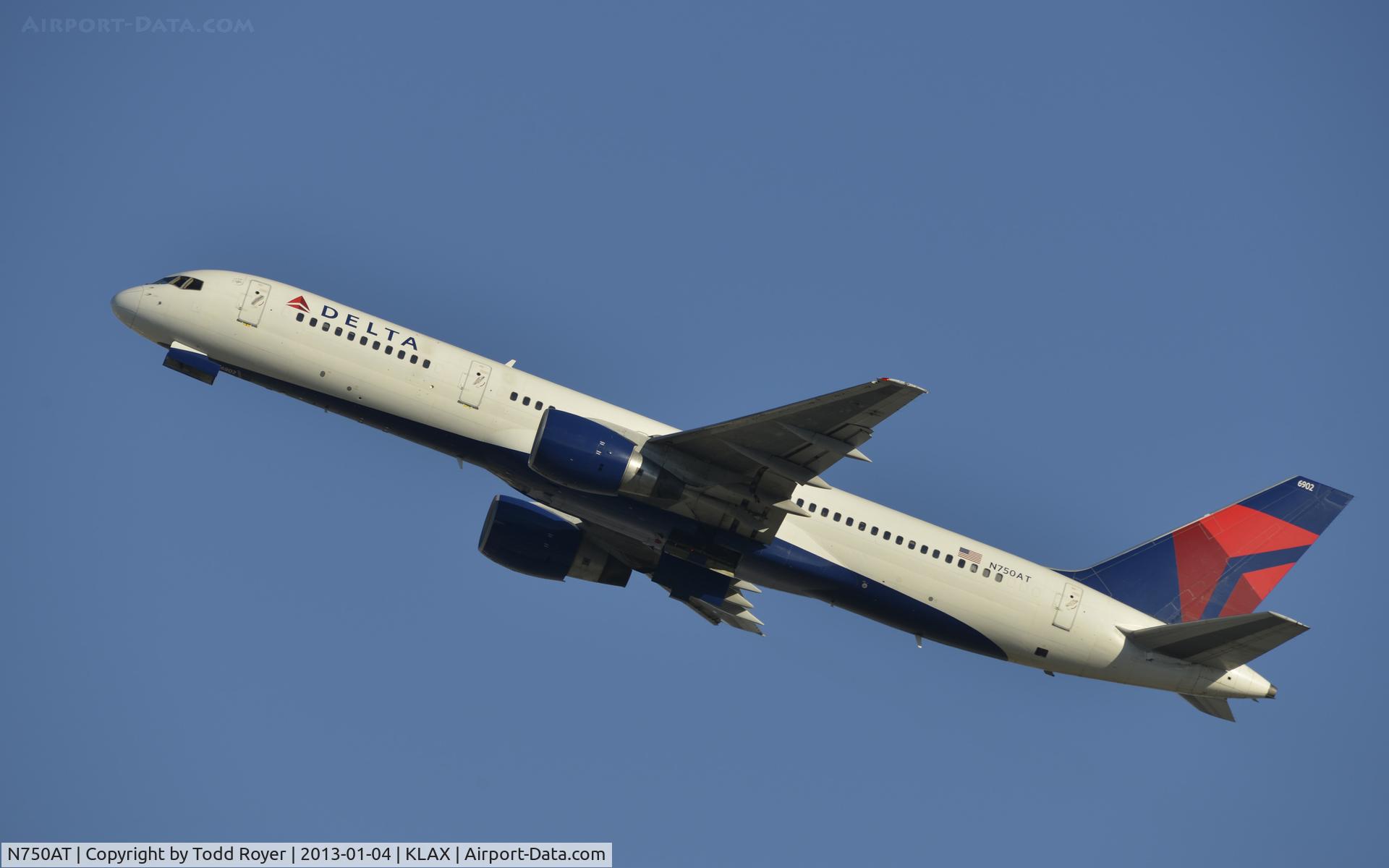 N750AT, 1984 Boeing 757-212 C/N 23126, Departing LAX