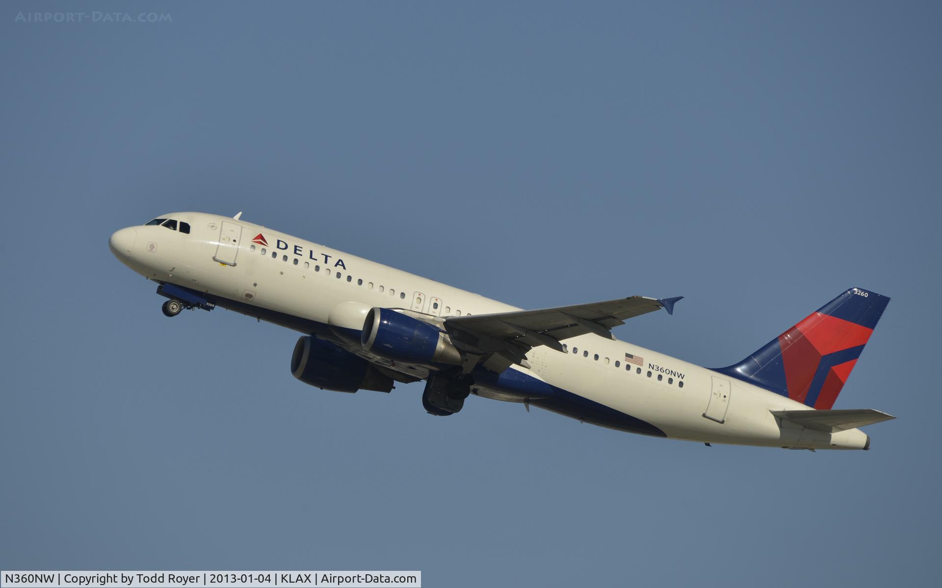 N360NW, 1998 Airbus A320-212 C/N 0903, Departing LAX