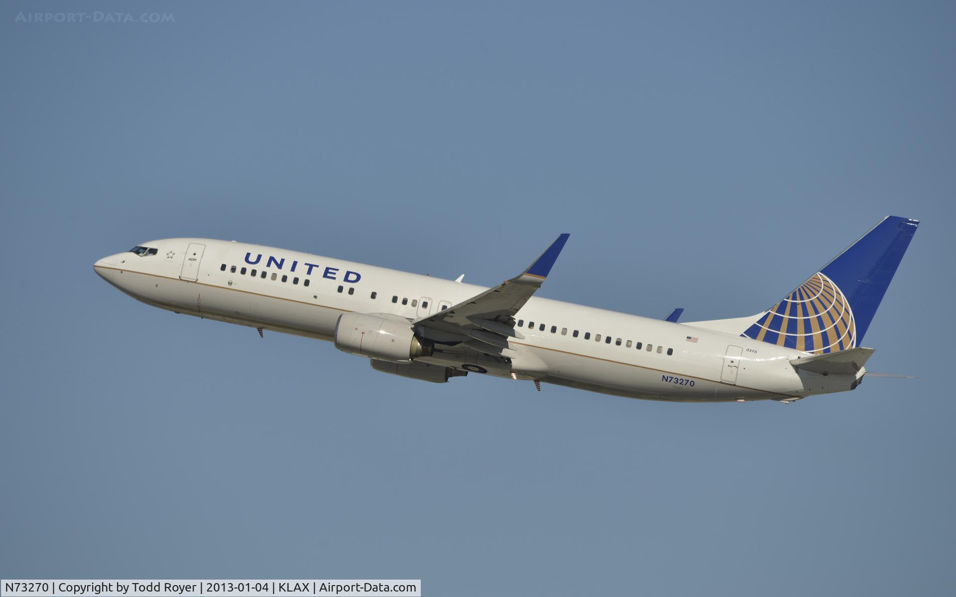 N73270, 2001 Boeing 737-824 C/N 31632, Departing LAX