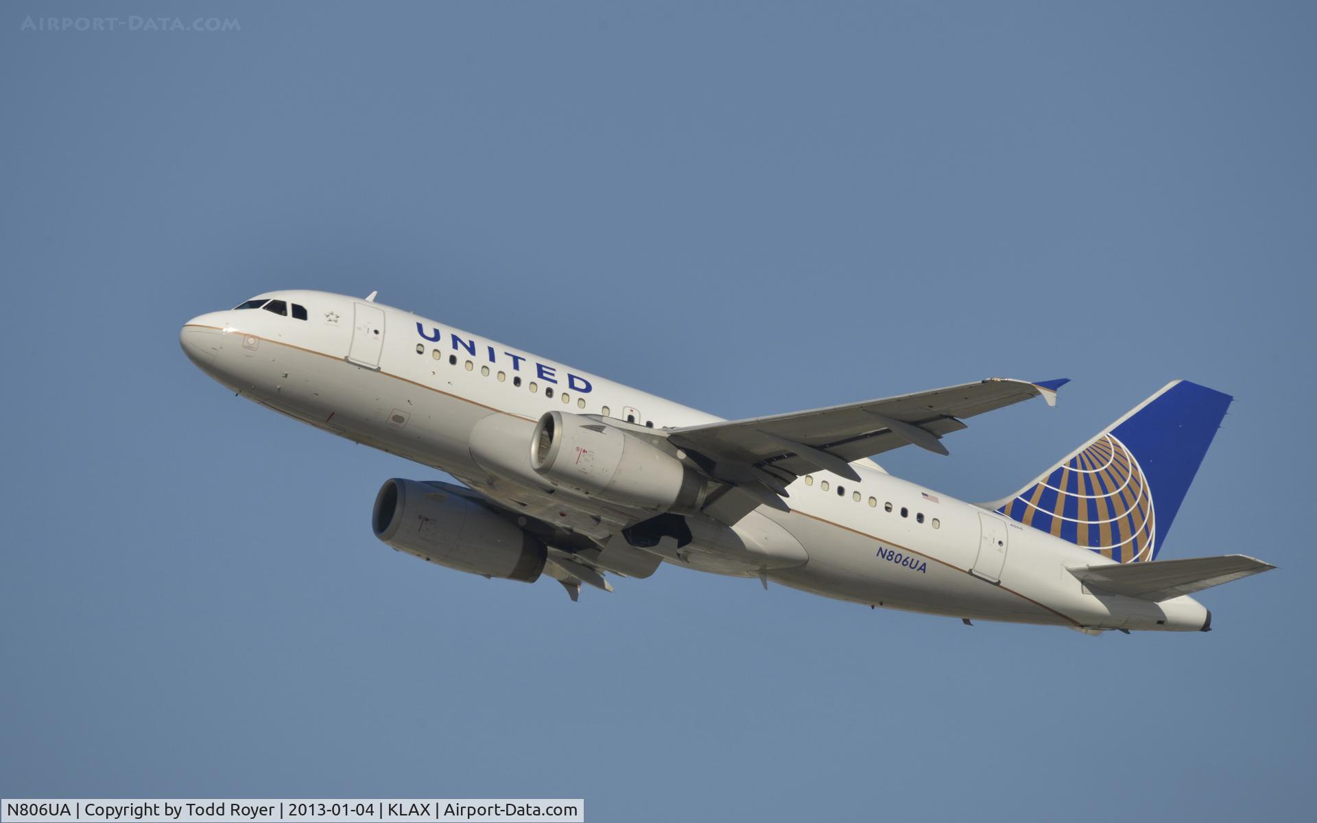N806UA, 1998 Airbus A319-131 C/N 788, Departing LAX