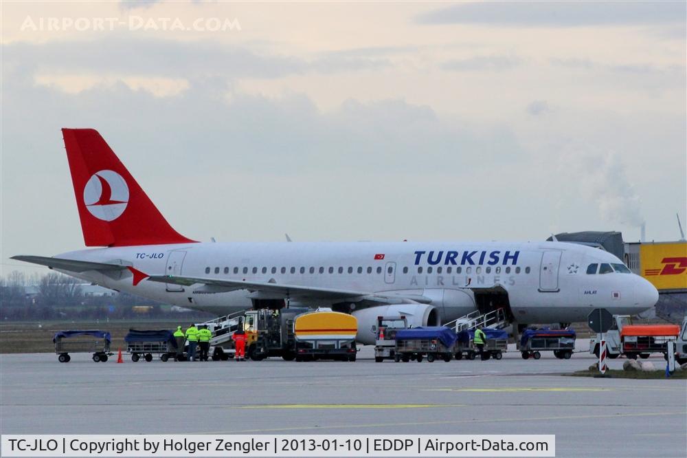 TC-JLO, 2005 Airbus A319-132 C/N 2631, Aircraft has arrived 30 minutes later and all the staff is working under high pressure to unload hold...