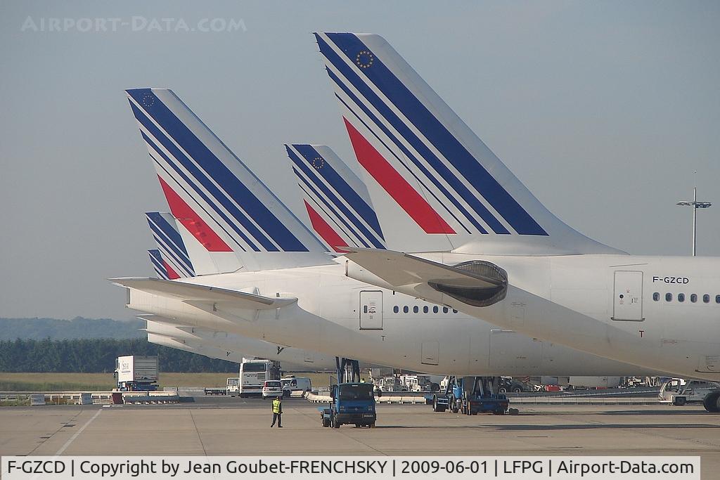F-GZCD, 2002 Airbus A330-203 C/N 458, impossible d'etre à la dérive........