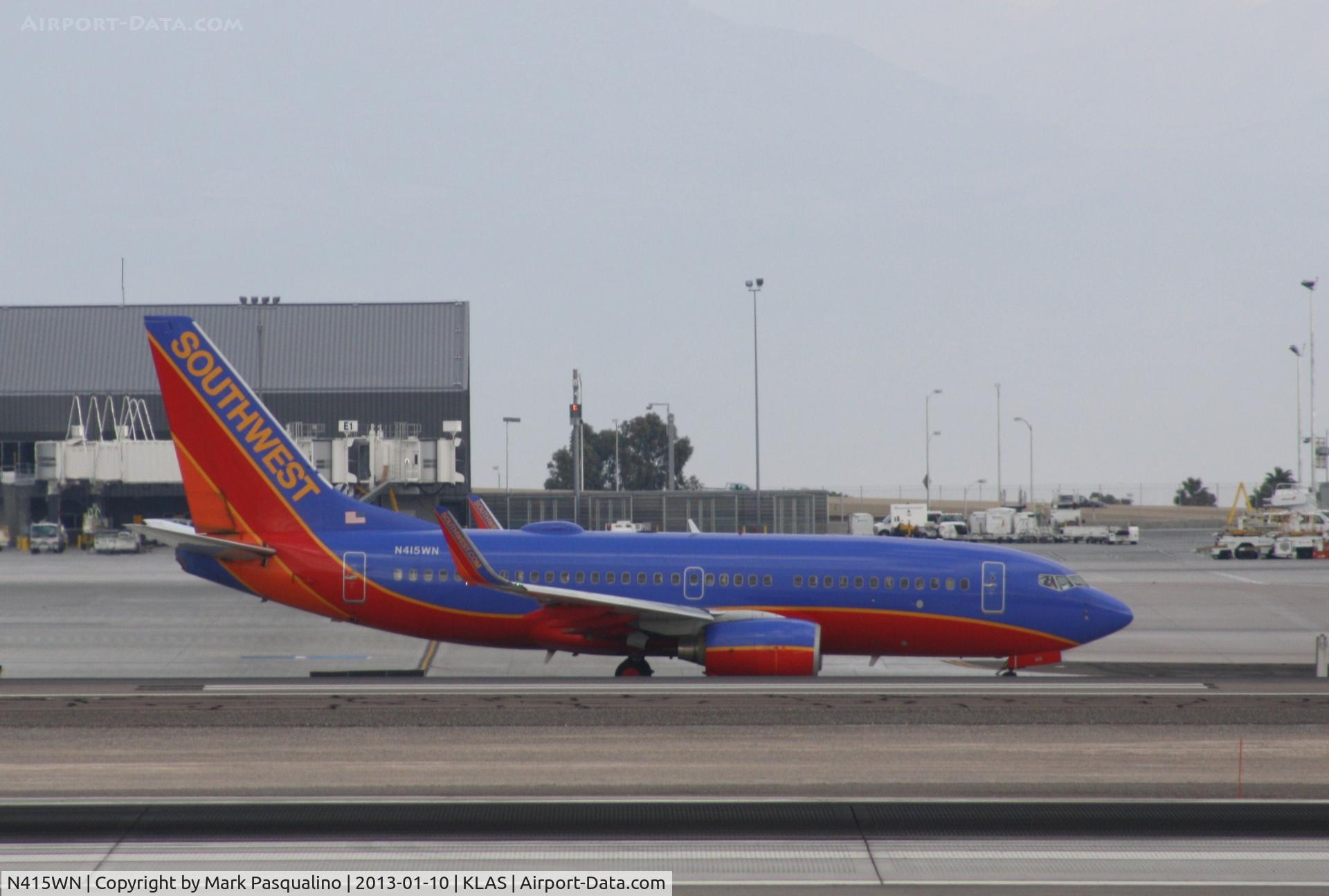 N415WN, 2001 Boeing 737-7H4 C/N 29836, Boeing 737-700