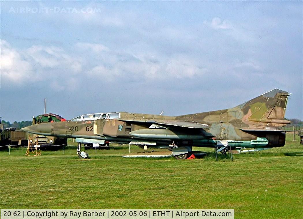 20 62, Mikoyan-Gurevich MiG-23UB C/N A1037901, Mikoyan-Gurevich MiG-23UB Flogger C [A1037901] Cottbus~D 06/05/2002