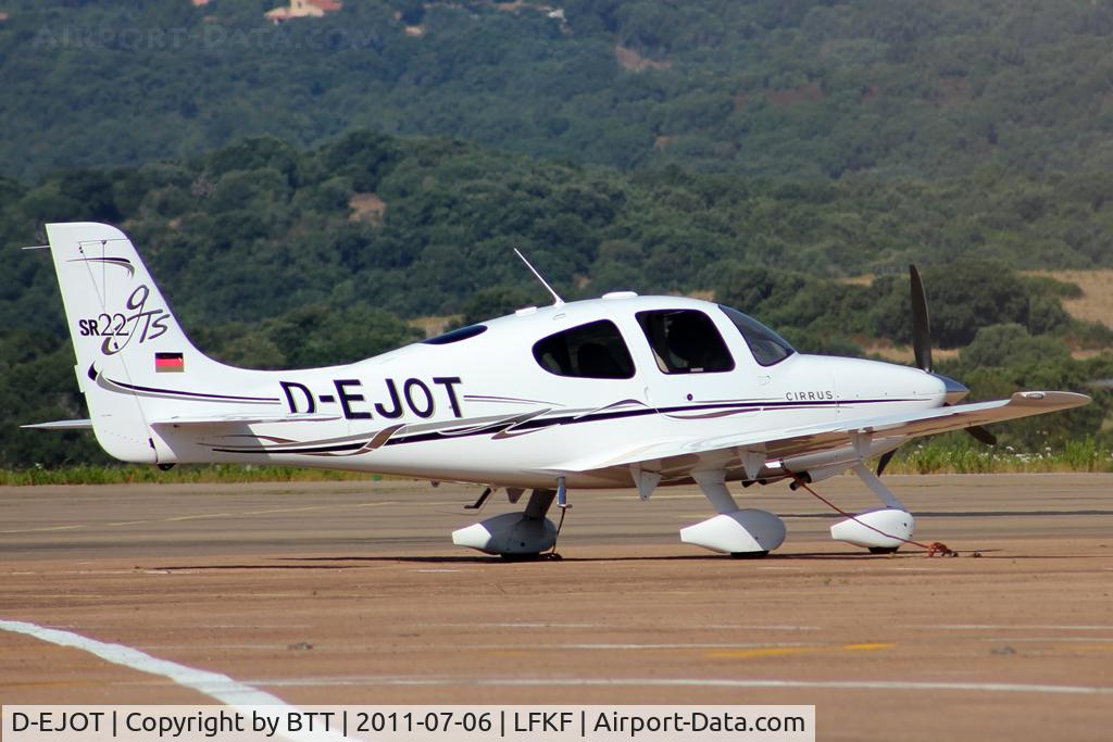 D-EJOT, Cirrus SR22 GTS C/N 1874, Parked