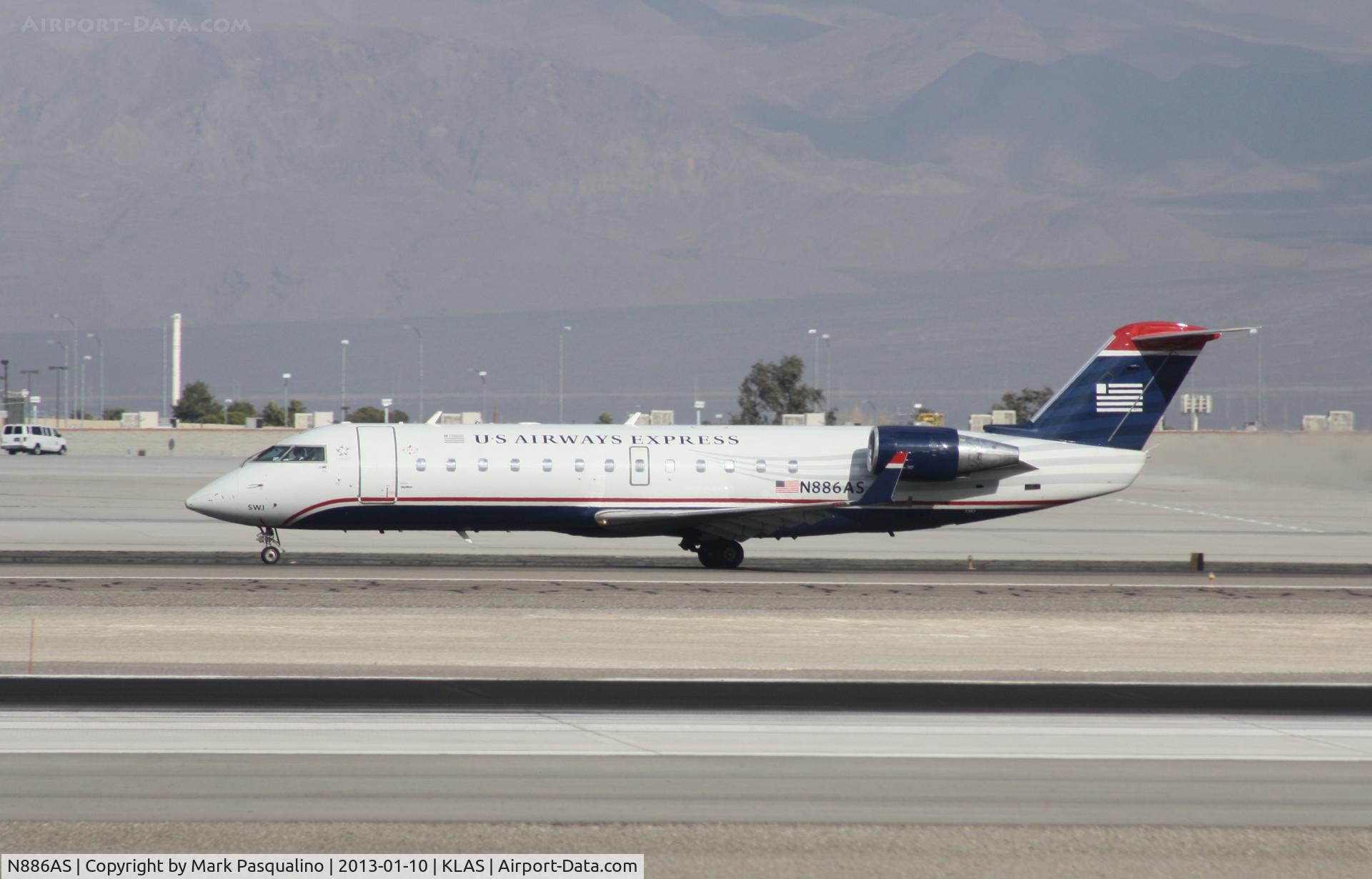 N886AS, 2001 Bombardier CRJ-200ER (CL-600-2B19) C/N 7531, CL-600-2B19