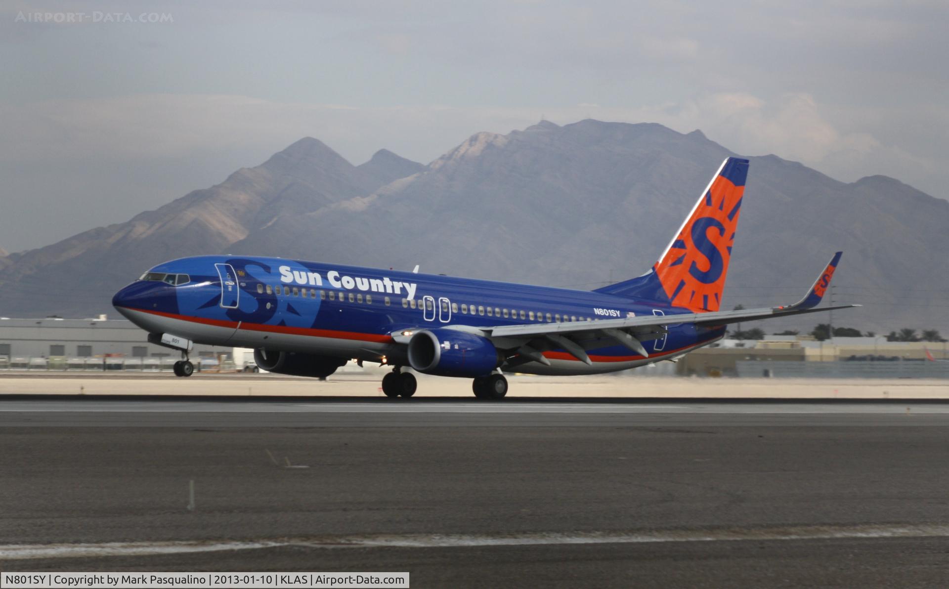 N801SY, 2001 Boeing 737-8Q8 C/N 30332, Boeing 737-800