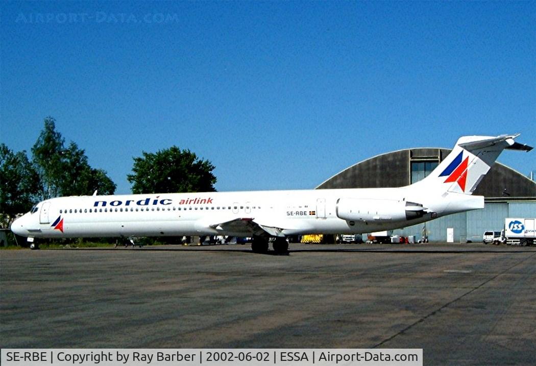 SE-RBE, 1982 McDonnell Douglas MD-82 (DC-9-82) C/N 49152, McDonnell Douglas DC-9-82 [49152] (Nordic Airlink) Stockholm-Arlanda~SE 02/06/2002