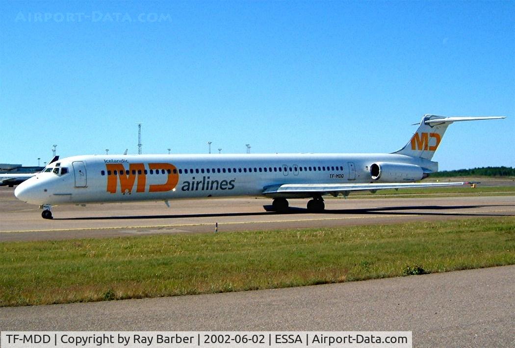 TF-MDD, 1987 McDonnell Douglas MD-83 (DC-9-83) C/N 49602, McDonnell Douglas DC-9-83 [49602] (Icelandic MD Airlines) Stockholm-Arlanda~SE 02/06/2002