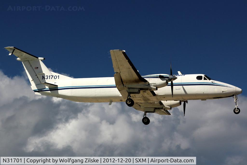 N31701, 1984 Beech 1900C C/N UB-2, visitor