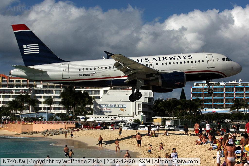 N740UW, 2000 Airbus A319-112 C/N 1265, visitor
