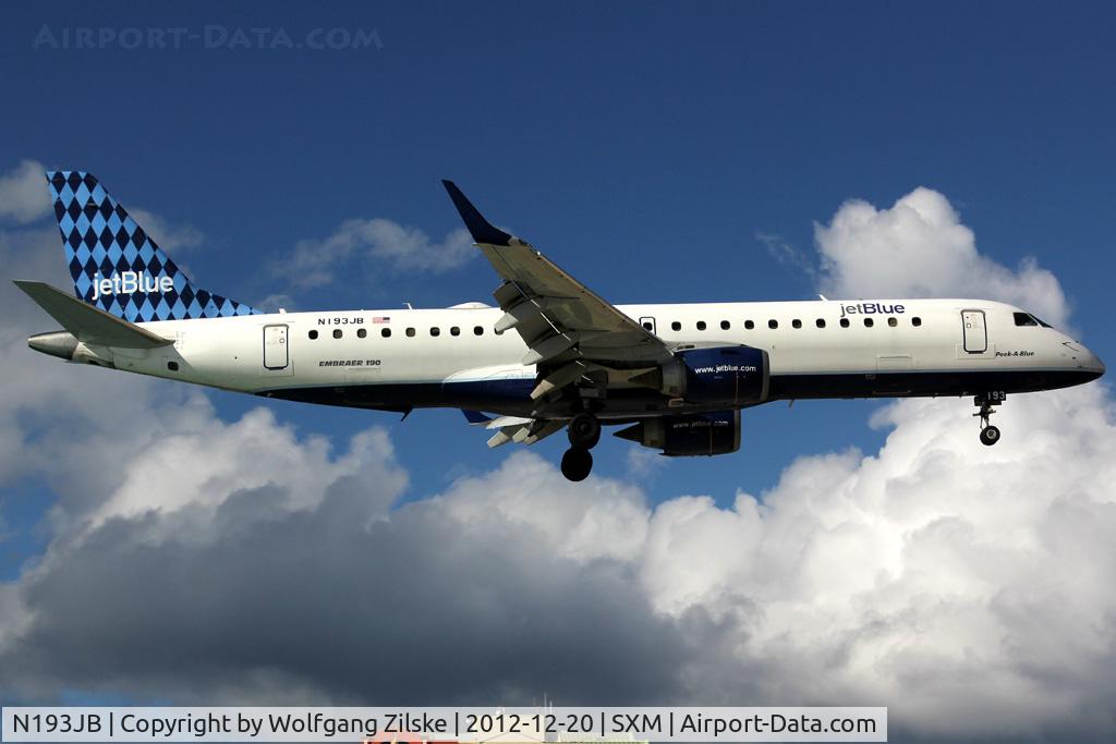 N193JB, 2005 Embraer 190AR (ERJ-190-100IGW) C/N 19000017, visitor