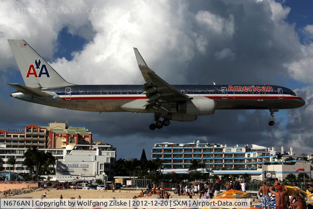 N676AN, 1998 Boeing 757-223 C/N 29426, visitor
