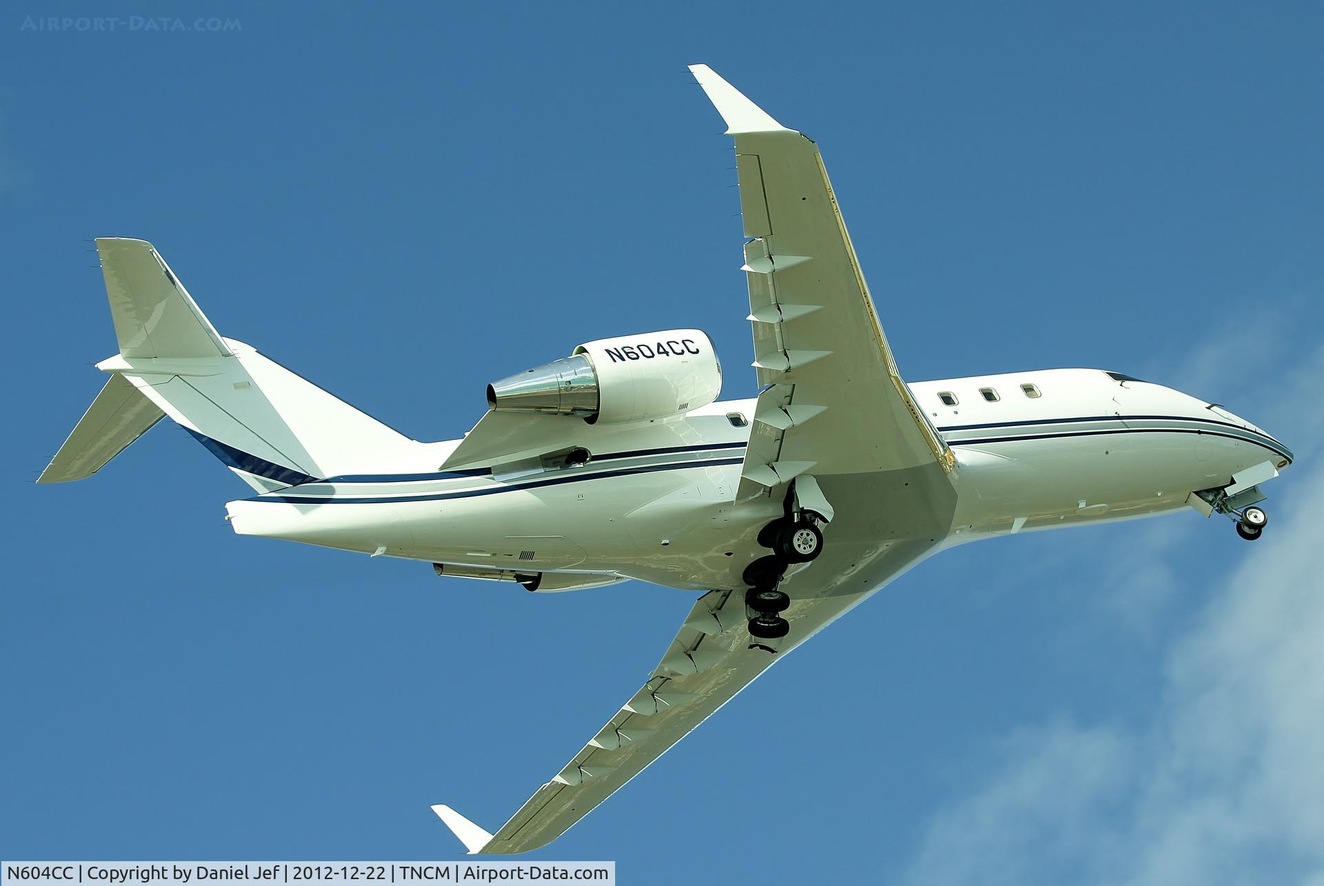 N604CC, 2005 Bombardier Challenger 604 (CL-600-2B16) C/N 5633, N604CC
