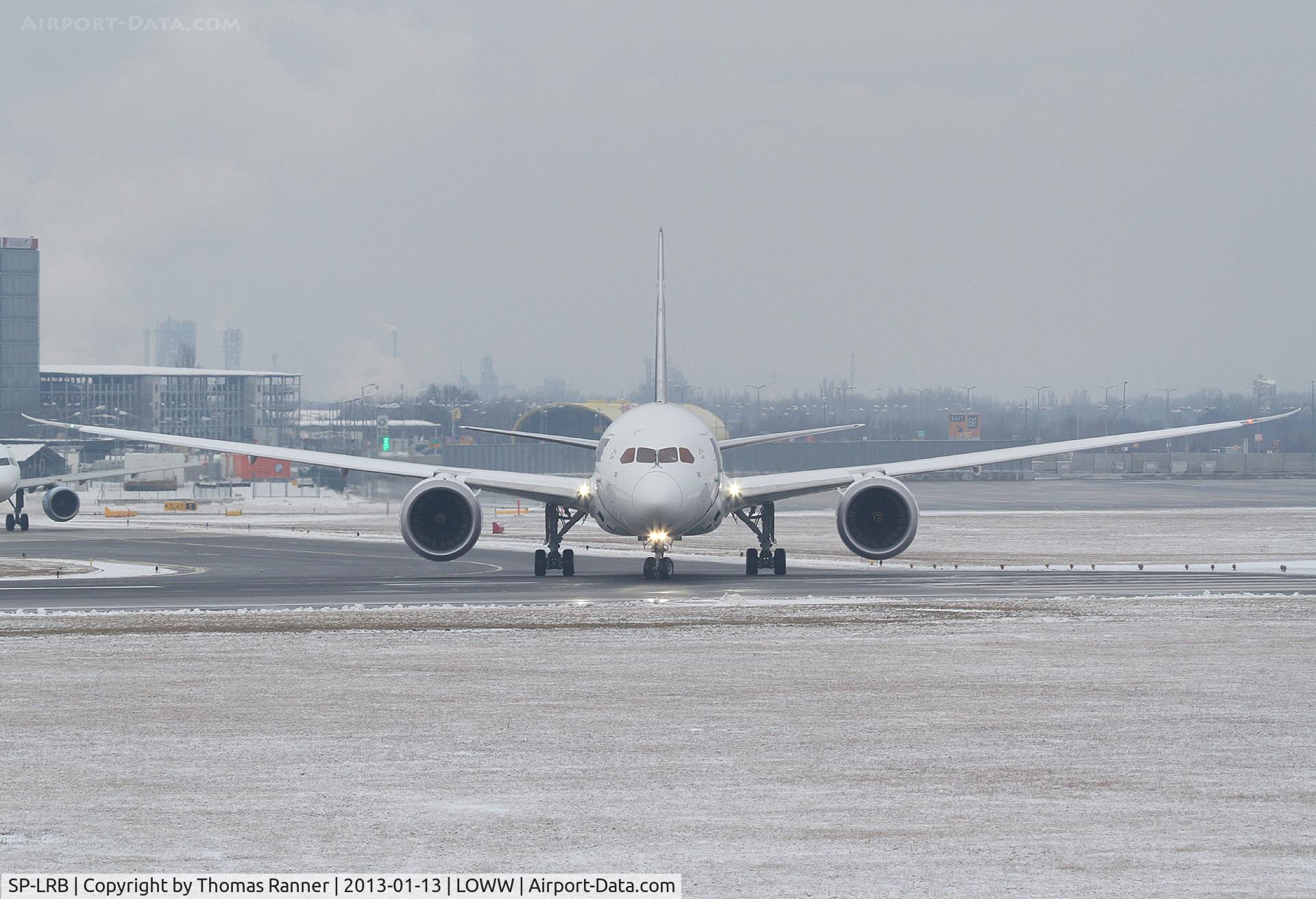 SP-LRB, 2012 Boeing 787-8 Dreamliner C/N 37894, LOT Boeing 787