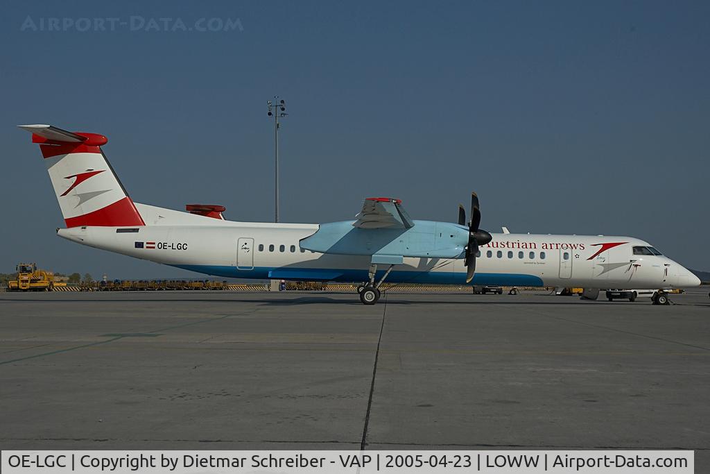 OE-LGC, 2000 De Havilland Canada DHC-8-402Q Dash 8 C/N 4026, Austrian Arrows dash 8-400