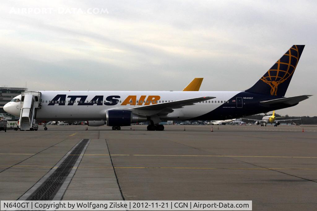 N640GT, 1991 Boeing 767-3S1 C/N 25221, visitor