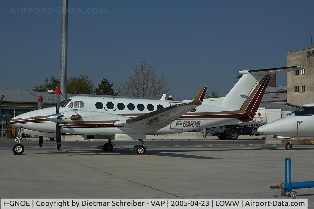 F-GNOE, 1997 Beech Super King Air 350 C/N FL-183, Beech King Air 300