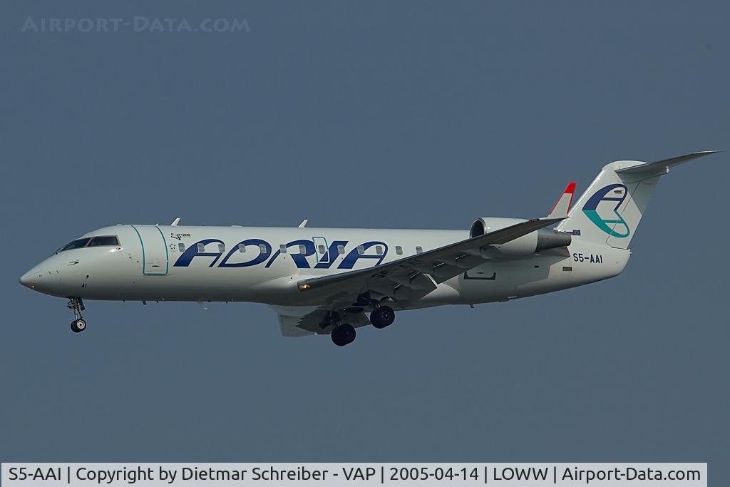 S5-AAI, 1998 Canadair CRJ-200LR (CL-600-2B19) C/N 7248, Adria Regionaljet