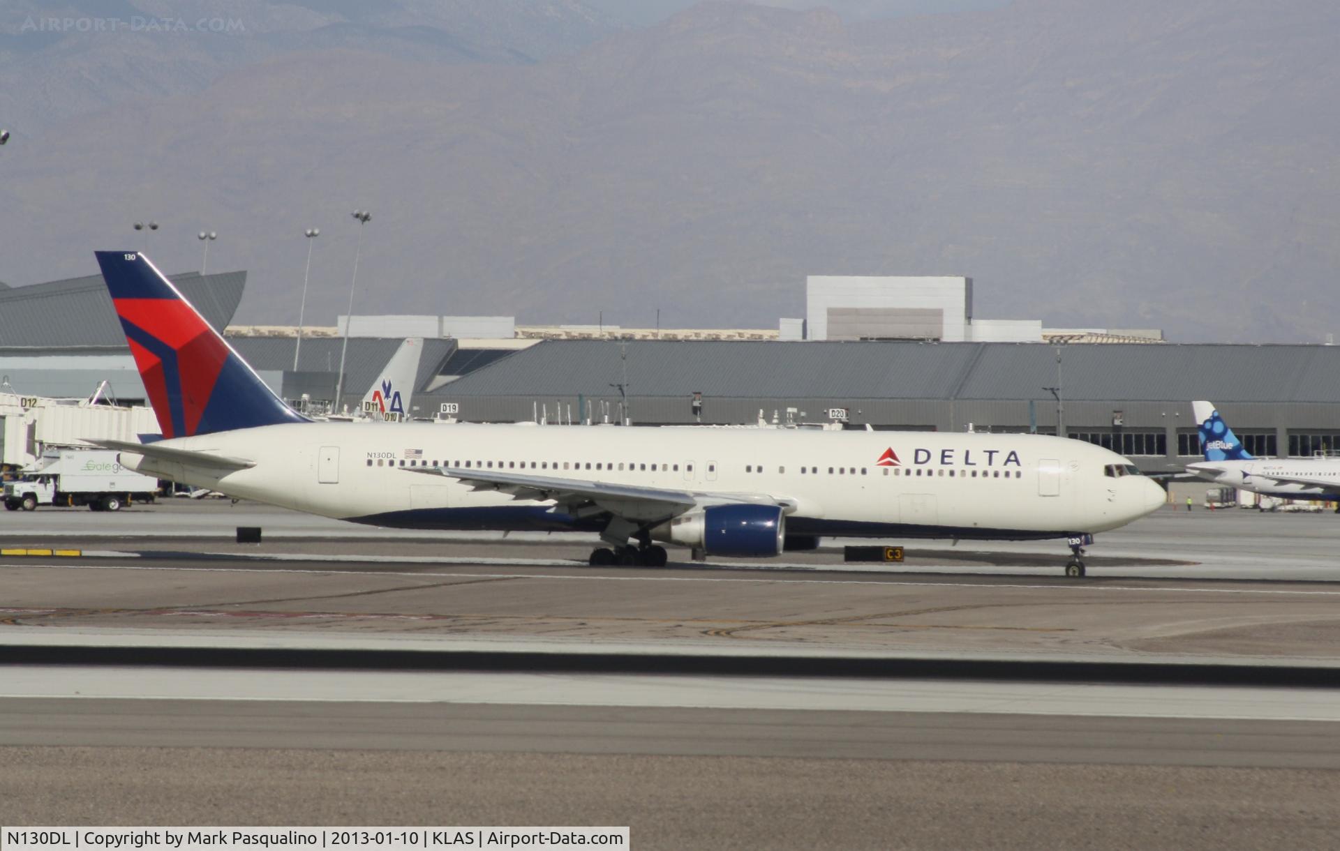 N130DL, 1988 Boeing 767-332 C/N 24080, Boeing 767-300
