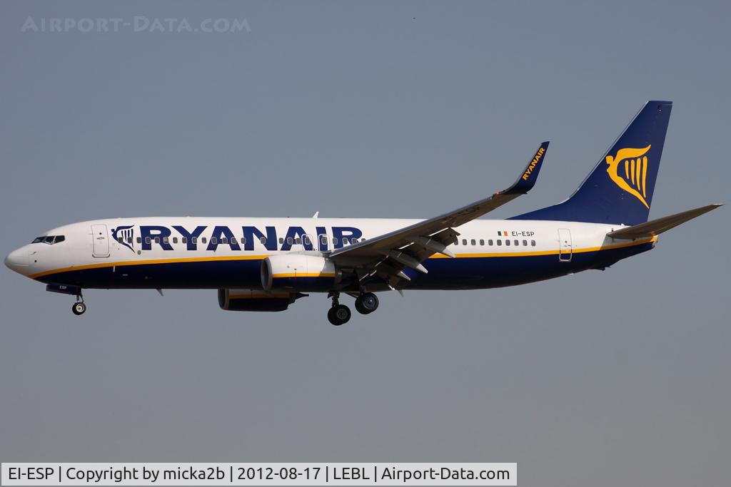 EI-ESP, 2011 Boeing 737-8AS C/N 34990, Landing