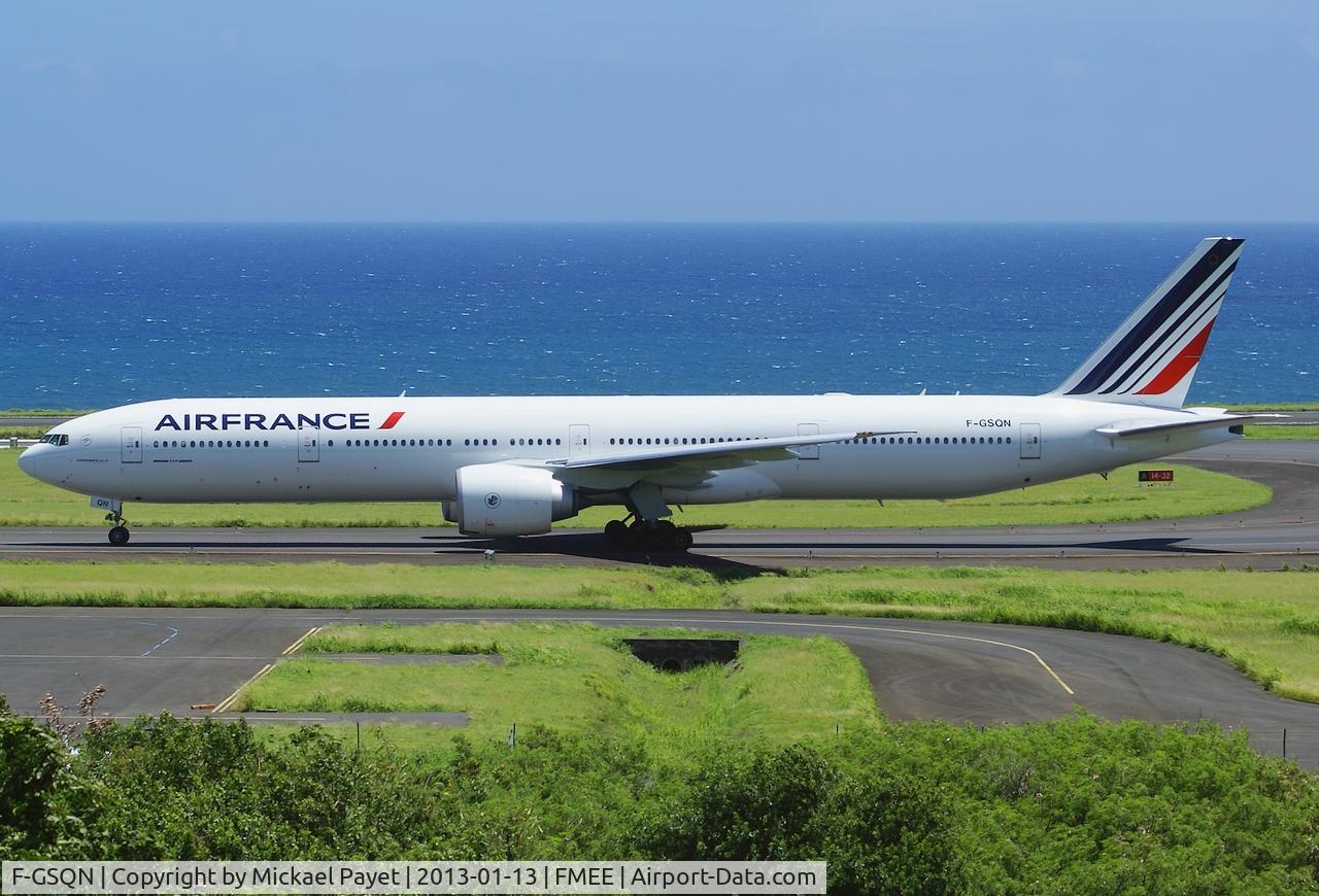 F-GSQN, 2006 Boeing 777-328/ER C/N 32960, Wearing the new colour scheme of the airline