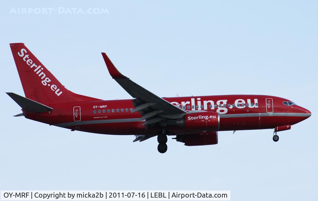 OY-MRF, 1999 Boeing 737-7L9 C/N 28009, Landing