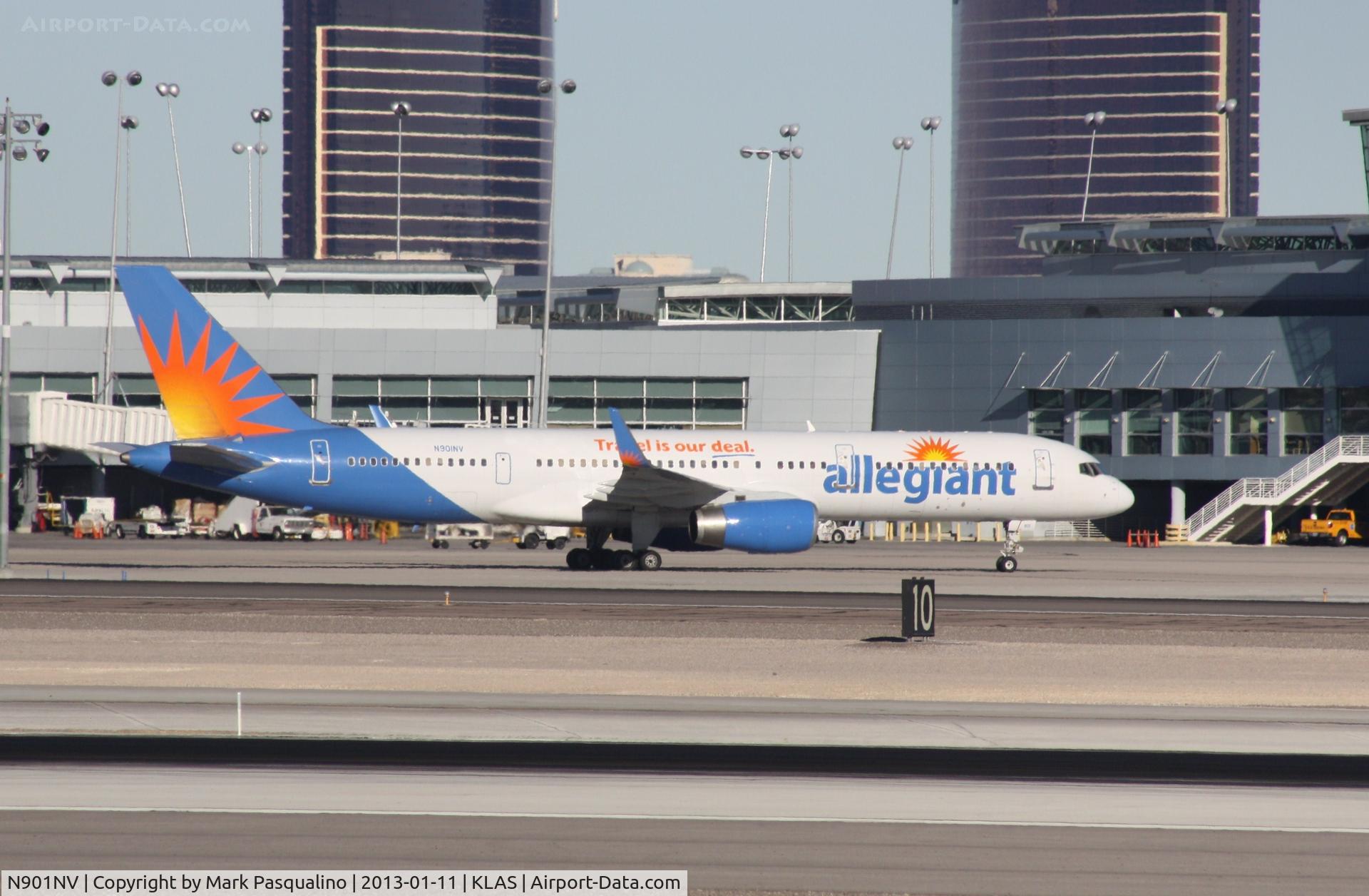 N901NV, 1992 Boeing 757-204 C/N 26963, Boeing 757-200