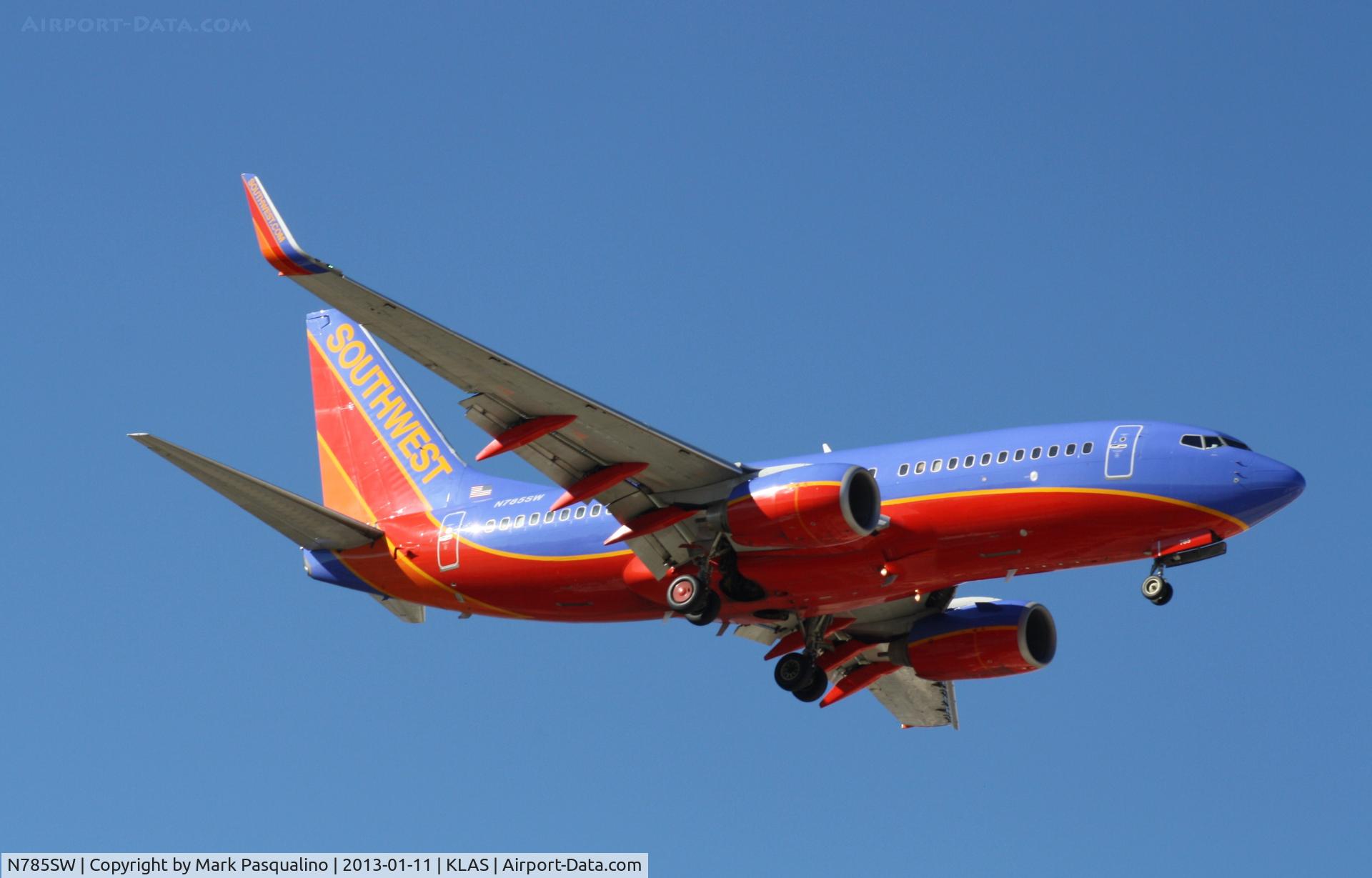 N785SW, 2000 Boeing 737-7H4 C/N 30602, Boeing 737-700