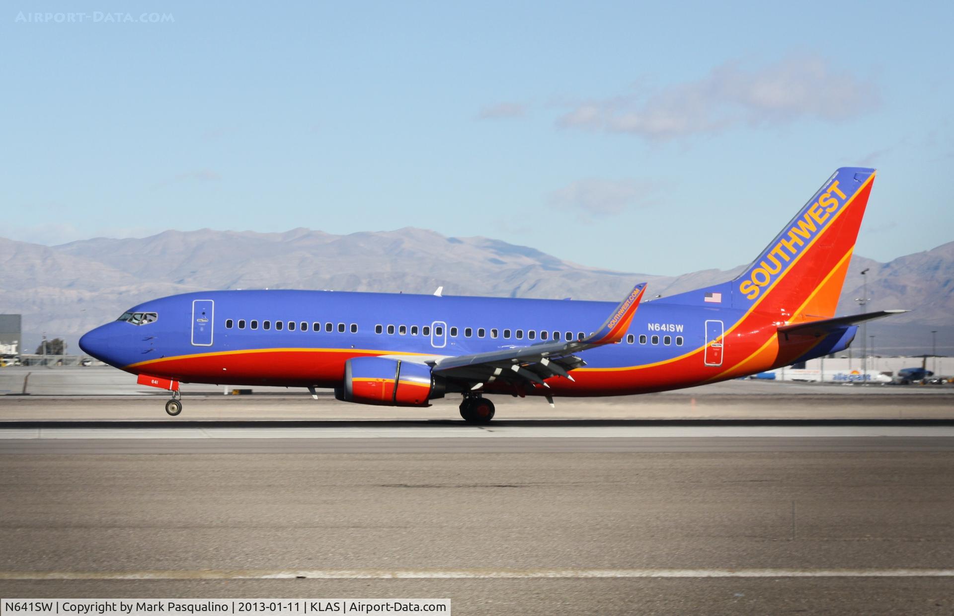 N641SW, 1996 Boeing 737-3H4 C/N 27714, Boeing 737-300