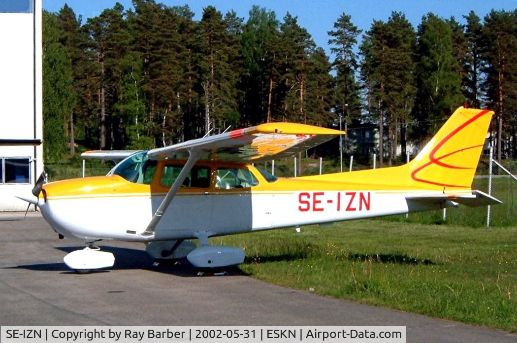 SE-IZN, 1980 Cessna 172N C/N 17273647, Cessna 172N Skyhawk [172-73647] Stockholm-Skavasta~SE 31/05/2002