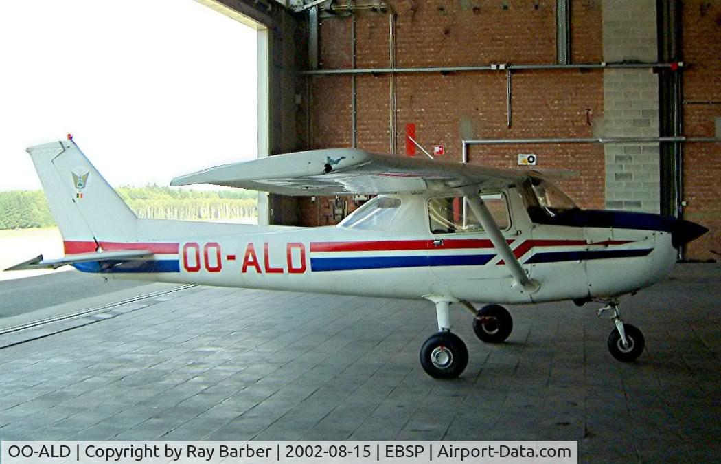 OO-ALD, 1973 Reims F150L C/N 0951, R/Cessna F.150L [0951] Spa-La Sauvenière~OO 15/08/2002. Earlier scheme.