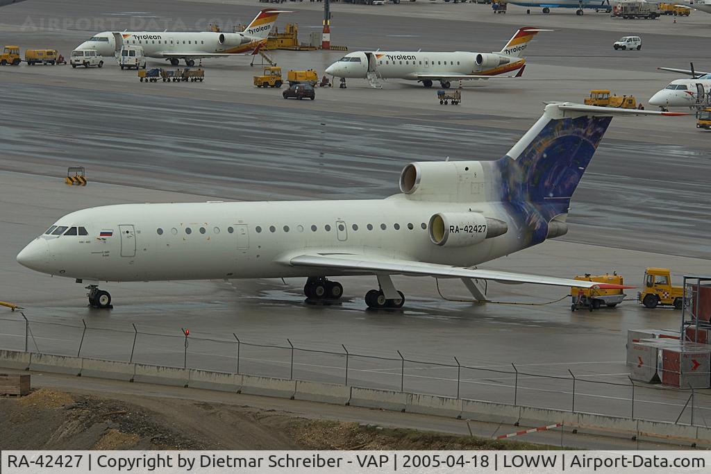 RA-42427, 1993 Yakovlev Yak-42D C/N 4520422305016, Yakovlev 42