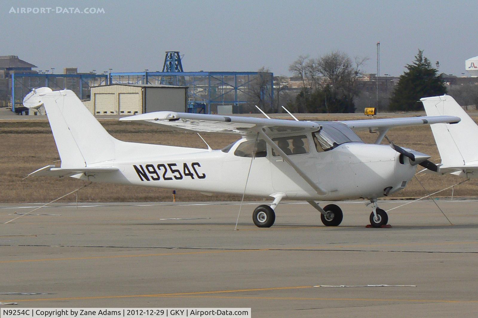 N9254C, 2012 Cessna 172S C/N 172S11183, At Arlington Municipal Airport - Arlington, TX