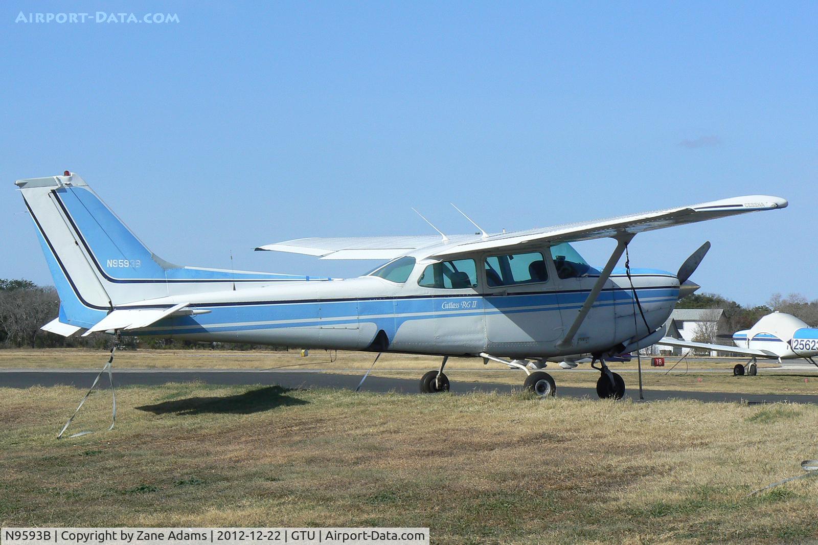 N9593B, 1981 Cessna 172RG Cutlass RG C/N 172RG0906, At Georgetown Municipal Airport - Georgetown, TX