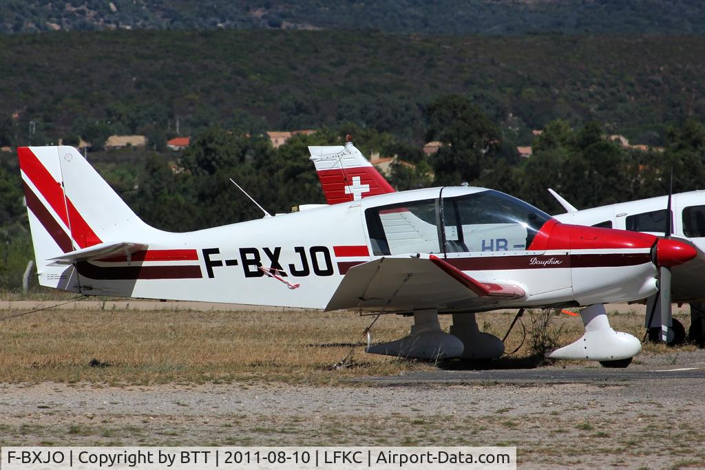 F-BXJO, 1975 Robin DR-400-140B Major C/N 1046, Parked
