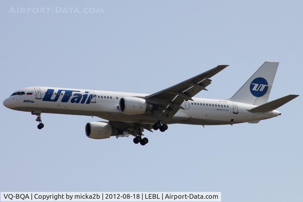 VQ-BQA, 2001 Boeing 757-2Q8 C/N 30044, Landing