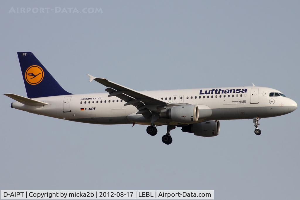 D-AIPT, 1990 Airbus A320-211 C/N 117, Landing