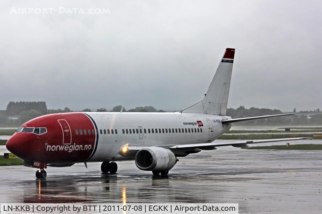 LN-KKB, 1995 Boeing 737-33A C/N 27457, Taxiing