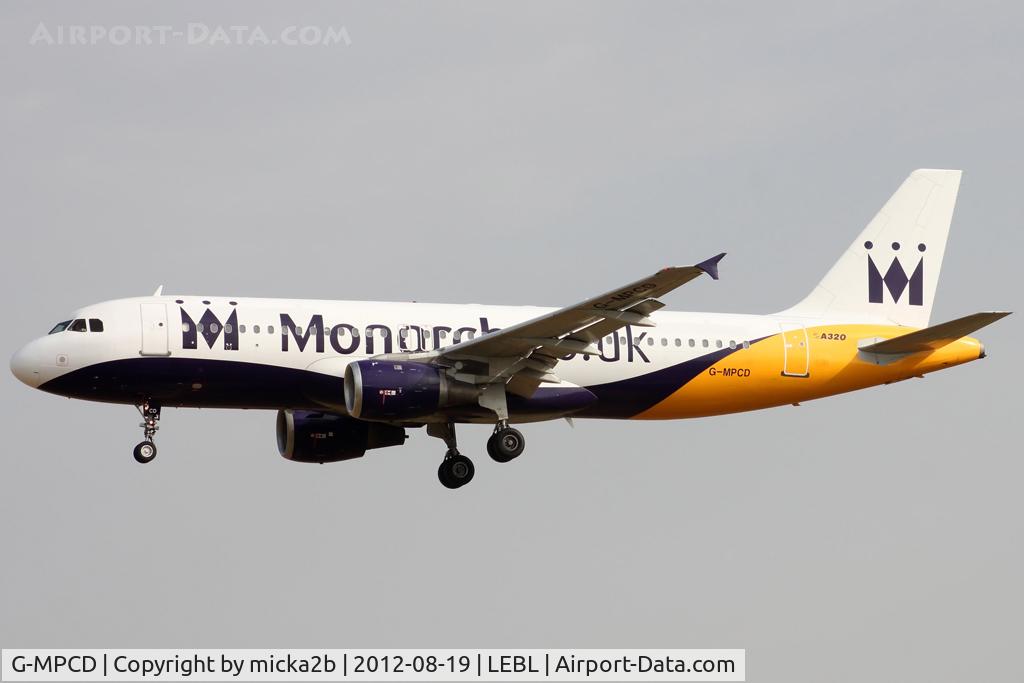 G-MPCD, 1994 Airbus A320-212 C/N 379, Landing