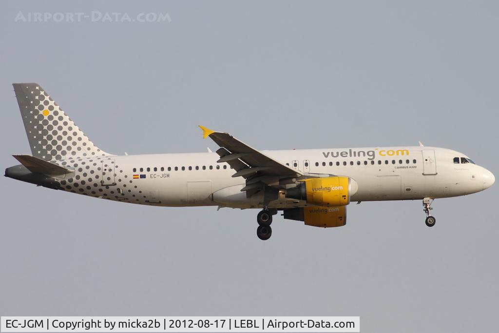 EC-JGM, 2005 Airbus A320-214 C/N 2407, Landing