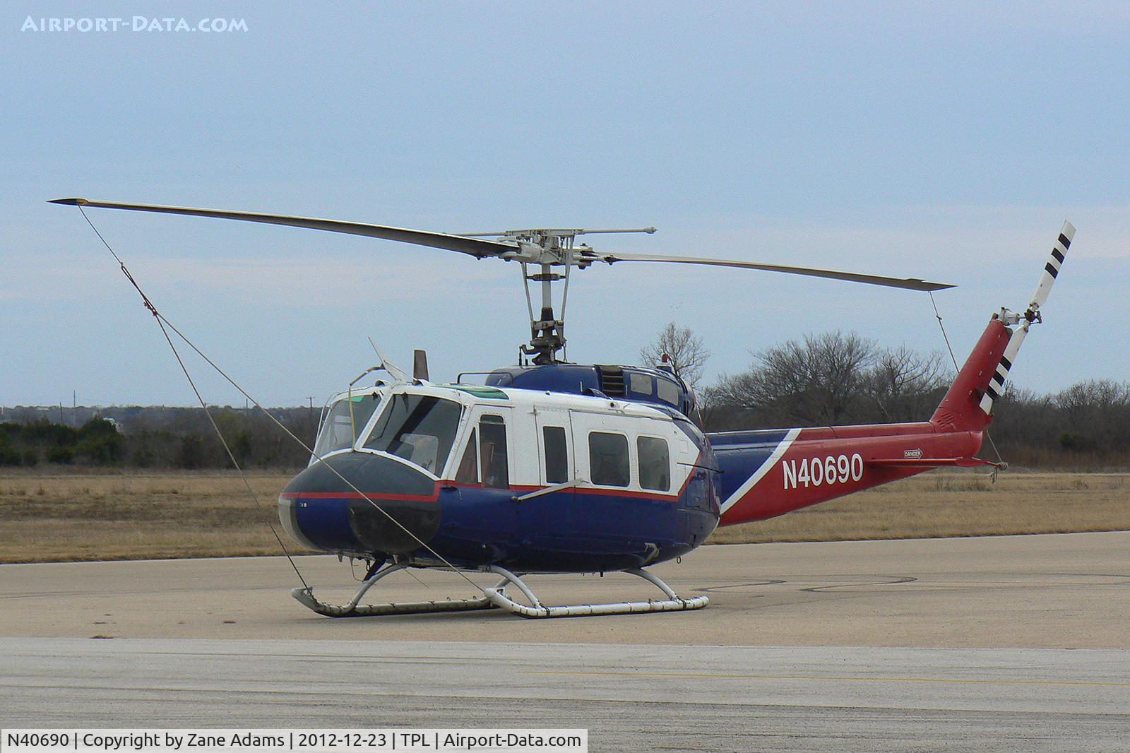 N40690, 1966 Bell UH-1H C/N 66-00816, Photographed at Draughon-Miller airport - Temple, TX