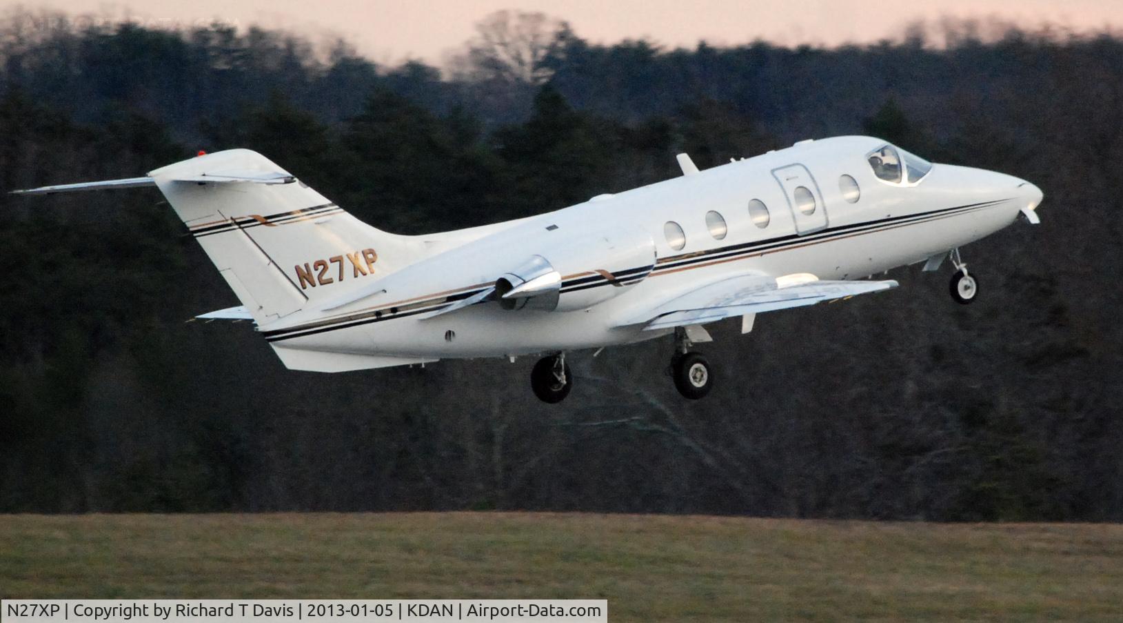 N27XP, 2000 Raytheon Aircraft Company 400A C/N RK-266, 2000 Raytheon 400A in Danville Va.