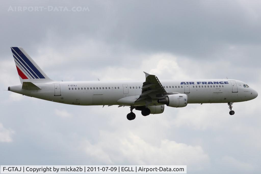 F-GTAJ, 2001 Airbus A321-211 C/N 1476, Landing
