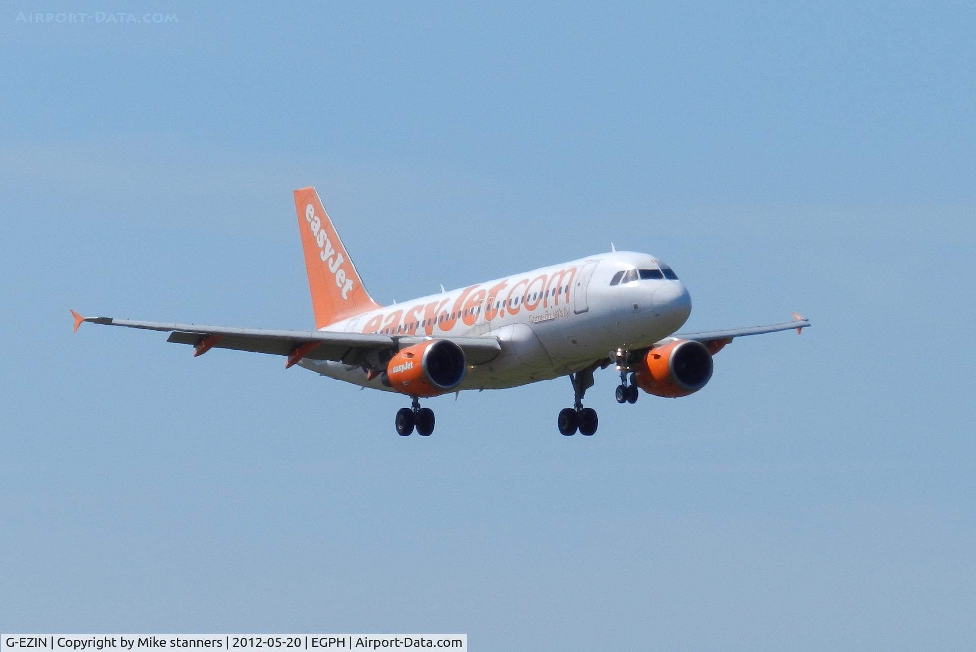 G-EZIN, 2005 Airbus A319-111 C/N 2503, Easyjet A319 On finals for runway 06, from Bristol