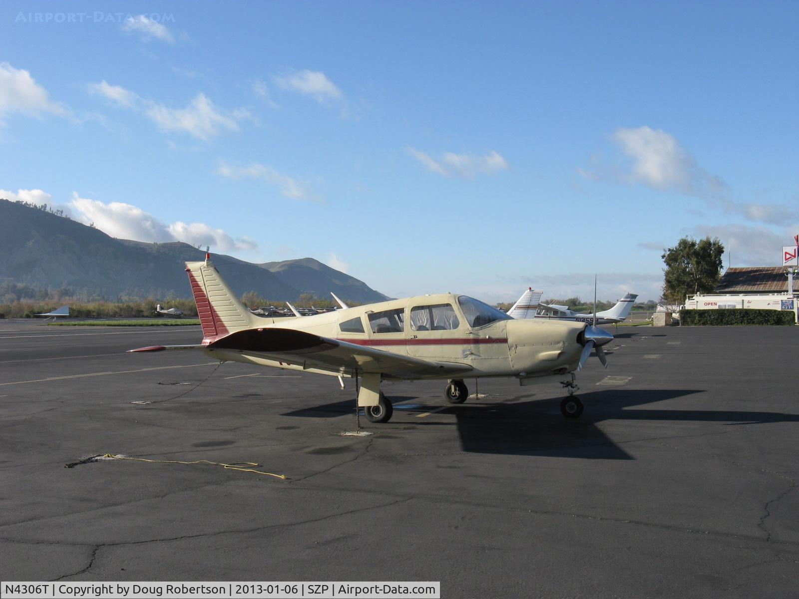 N4306T, 1971 Piper PA-28R-200 Cherokee Arrow C/N 28R-7235004, 1971 Piper PA-28R-200 ARROW 200, Lycoming IO-360-C1C 200 Hp