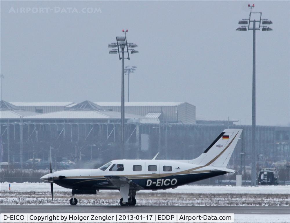 D-EICO, 2001 Piper PA-46-500TP Malibu Meridian C/N 4697125, Waiting for the friendly voice from tower....