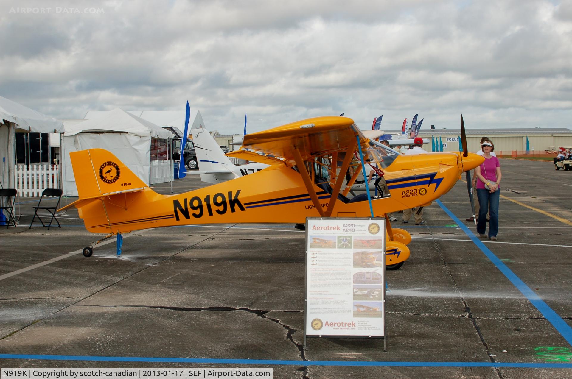 N919K, 2010 Aeropro CZ A220 C/N 31910, Aerotrek A220, N919K, at the US Sport Aviation Expo, Sebring Regional Airport, Sebring, FL
